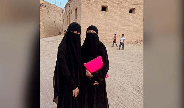 Antar Putrinya Belajar ke Hadromaut, Ini Ungkapan Perasaan Kartika Putri