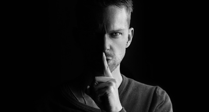 Janganlah Menikah karena Omongan Orang Lain