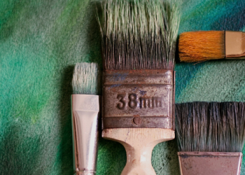 Perhatikan Kuas yang Dipakai Mengoles Makanan