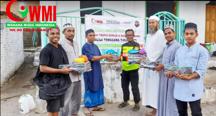 Perlengkapan Shalat untuk Korban Banjir Bandang
