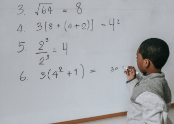 Menjawab Pertanyaan Anak Harus dengan Ilmu