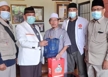 Heri Koswara Bertandang ke Ulama Kharismatik Bekasi