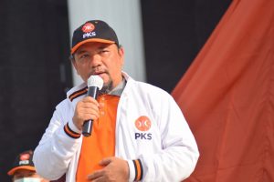 Ketua DPD PKS Kota Bekasi Heri Koswara