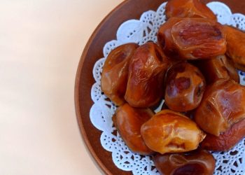 Cara Tahnik Lengkap sesuai Sunnah Rasulullah