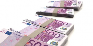 Hukum Tukar Uang Receh Untuk Lebaran dengan uang yang Dilebihkan