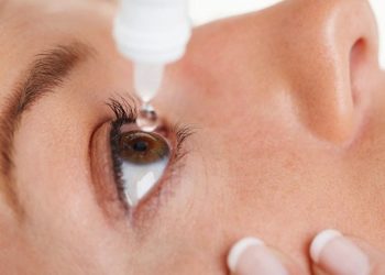 Hukum Pakai Obat Tetes Telinga dan Mata saat Puasa