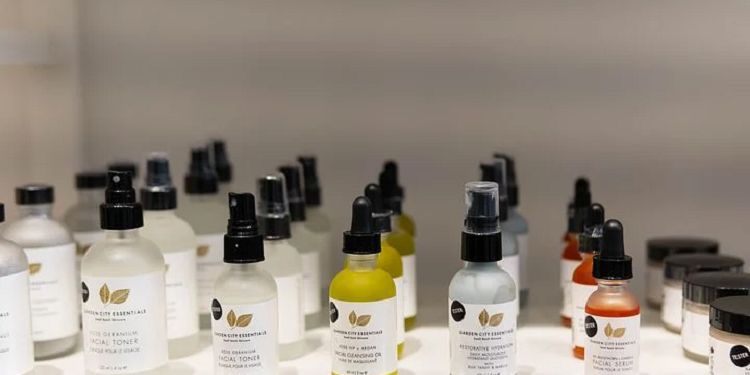 5 Manfaat AHA bisa Mencegah Penuaan Dini