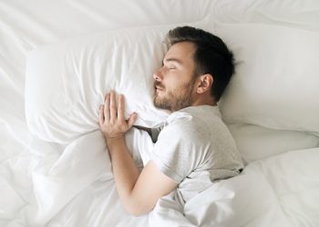 4 Cara Perbaiki Kualitas Tidur Saat Berpuasa