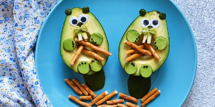 5 Manfaat Alpukat Untuk Tumbuh Kembang Anak