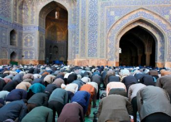 Keutamaan Shalat Tarawih Seperti Shalat Semalam Penuh