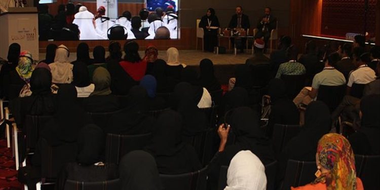 KTT Wanita Muslim Soroti Peran Ilmuwan Wanita