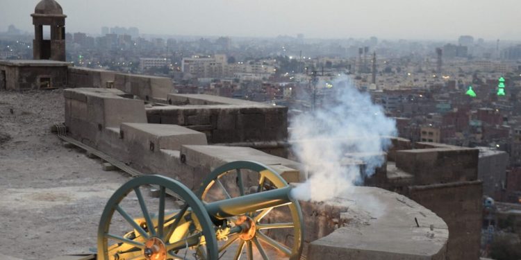 Mesir Tembakkan Lagi Meriam Ramadan