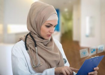 Perawat Kesehatan Muslim di Inggris akan Dapat Bantuan Selama Ramadan