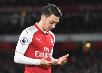 Mesut Ozil Sumbangkan $ 120.000 untuk Kampanye Bantuan Ramadan