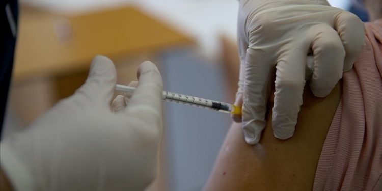 Direktorat Agama Turki Bolehkan Vaksin di Bulan Ramadhan