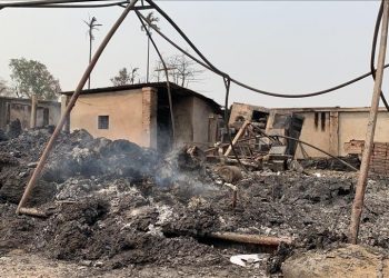 Kebakaran di Pasar Kamp Rohingya di Bangladesh Tewaskan 3 Orang