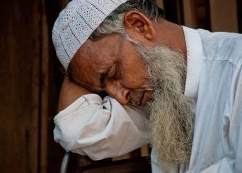Memahami Perintah Puasa bagi Orang Beriman agar Puasa Tidak Terasa Berat