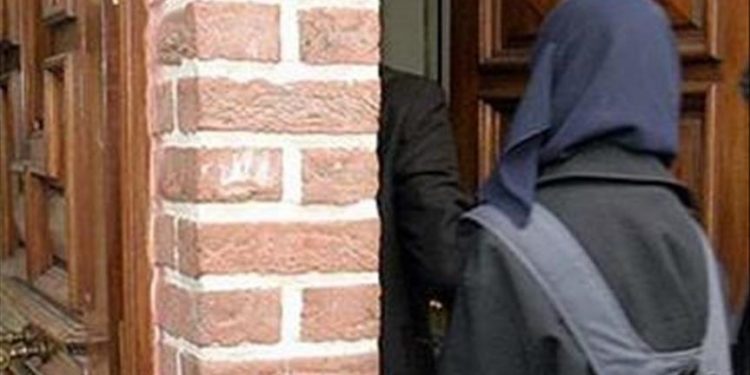 Kanada Larang Hijab bagi PNS