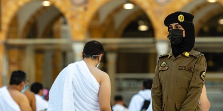 Sudah Ada Polisi Wanita Menjaga Jamaah Umrah