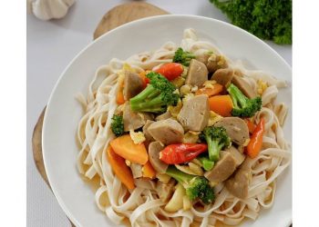 Kwetiau Siram Bakso Sayuran, Menu Sahur Simpel