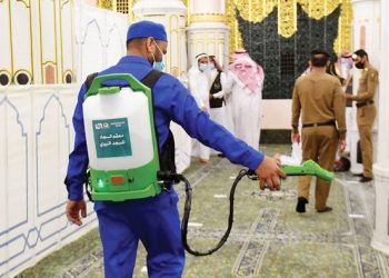 Lusinan Karpet Terbaik Tutupi Rawdah Al-Sharifah di Madinah