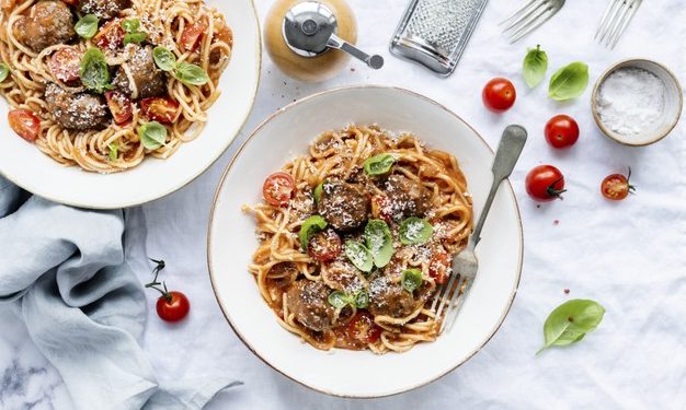 3 Ide Foto Makanan Bukber agar Instagrammable