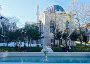 Masjid Tesvikiye: Permata Kesultanan yang Dibuka Kembali di Istanbul