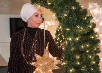 Muslim Kanada Sambut Ramadan dengan Pohon Berbentuk Bulan