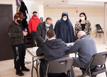 Muslim Minnesota Berpacu Dapatkan Vaksinasi Sebelum Ramadan