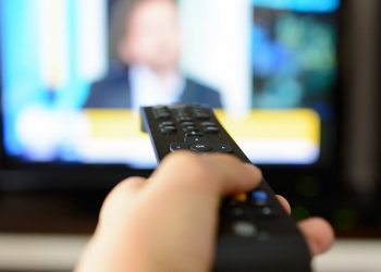 Matikan TV saat Menunggu Berbuka Puasa dan Sahur