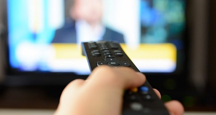 Matikan TV saat Menunggu Berbuka Puasa dan Sahur