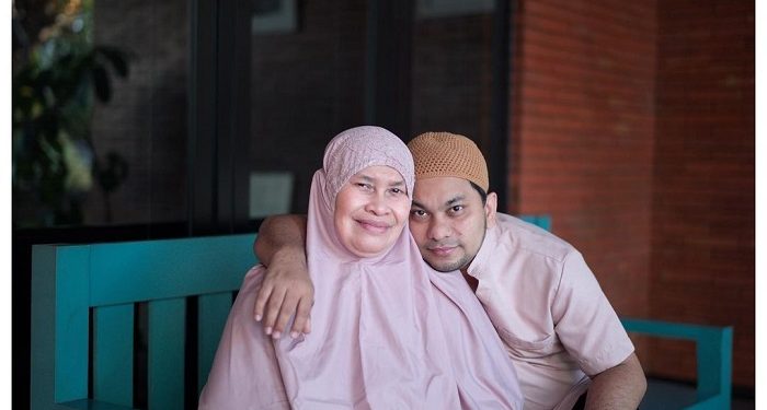 Tompi Ungkap Penyebab Ibunya Meninggal Dunia karena Covid-19