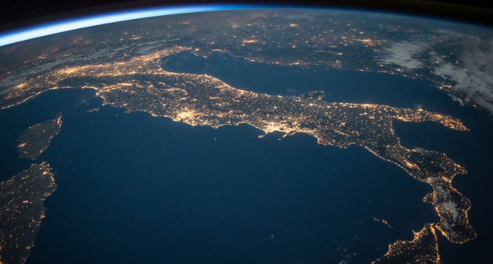 Perhatikan Jejak yang Kita Torehkan di Bumi