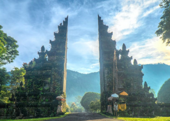 Berwisata yang Aman Sesuai Protokol CHSE