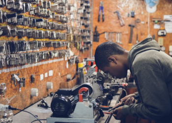 Mengenal Zakat Profesi (2)