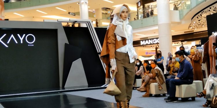 Muffest Gancit, Fey Kayo Tampilkan Koleksi Chirality