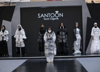 Inspirasi Hitam Putih dari Santoon by Pricilla Margie