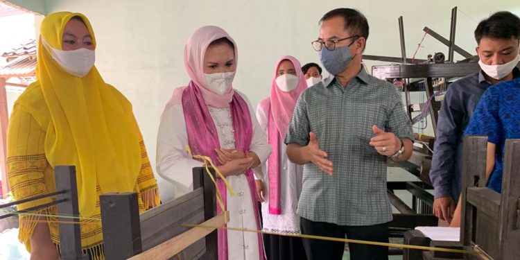 Program Pelatihan dan Pengembangan Tenun ATBM di Lebak