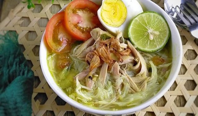 Rahasia Membuat Soto Ayam Enak