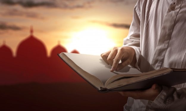Malam Ramadan, Perbanyak Membaca Al-Qur’an