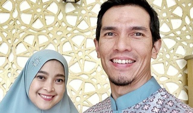 Rahasia 20 Tahun Pernikahan Adrian Maulana
