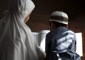 3 Amalan untuk Menyambut Lailatul Qadar di Rumah