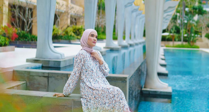 Intan Nuraini: Kolam Renang Jantungnya Rumah