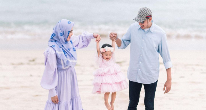 Cerita Kartika Putri dan Surga di Telapak Kaki Ibu