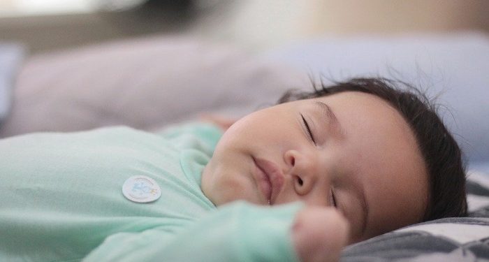 Memasukkan Sugesti pada Anak yang Sedang Tidur