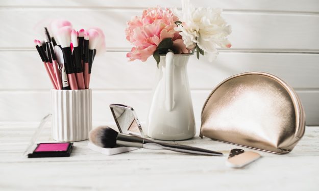 Inspirasi Make Up Fresh dan Natural saat Lebaran