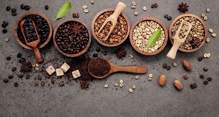 Scrub Kopi Bisa Menyamarkan Selulit