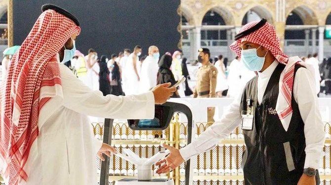 Setiap Hari 70 Ribu Disinfektan Dipakai untuk Bersihkan Masjidil Haram