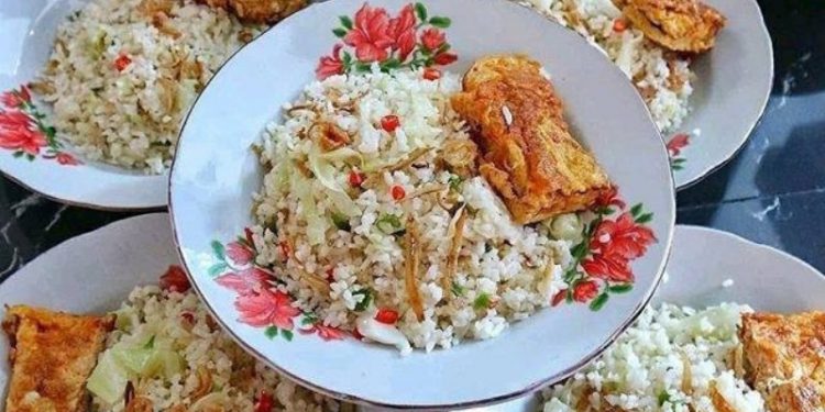 Cara Membuat Nasi Goreng Kampung Fenomenal