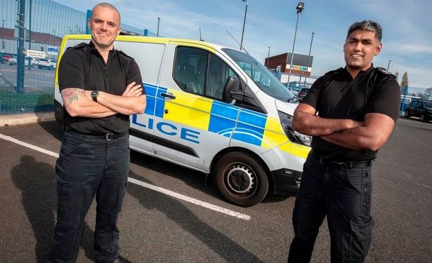 Petugas Polisi Non Muslim Berpuasa untuk Dukung Rekan Kerjanya